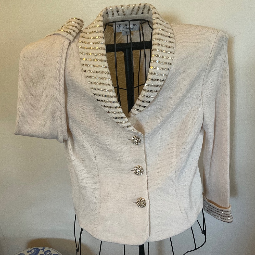 ST JOHN JACKET & LONG SKIRT SET